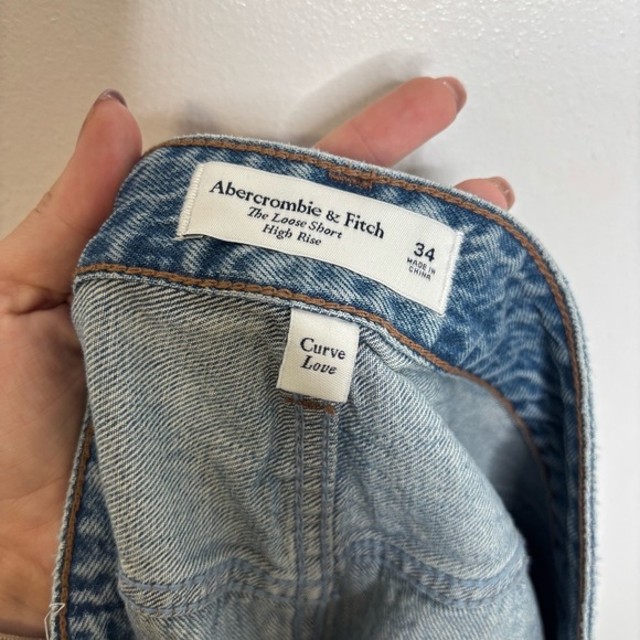 Abercrombie & Fitch The Loose Short Curve Love High Rise Women’s 34 Blue Jean - Picture 7 of 10
